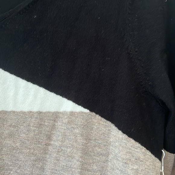 Chicos color blocked sweater size 0 - Picture 6 of 8